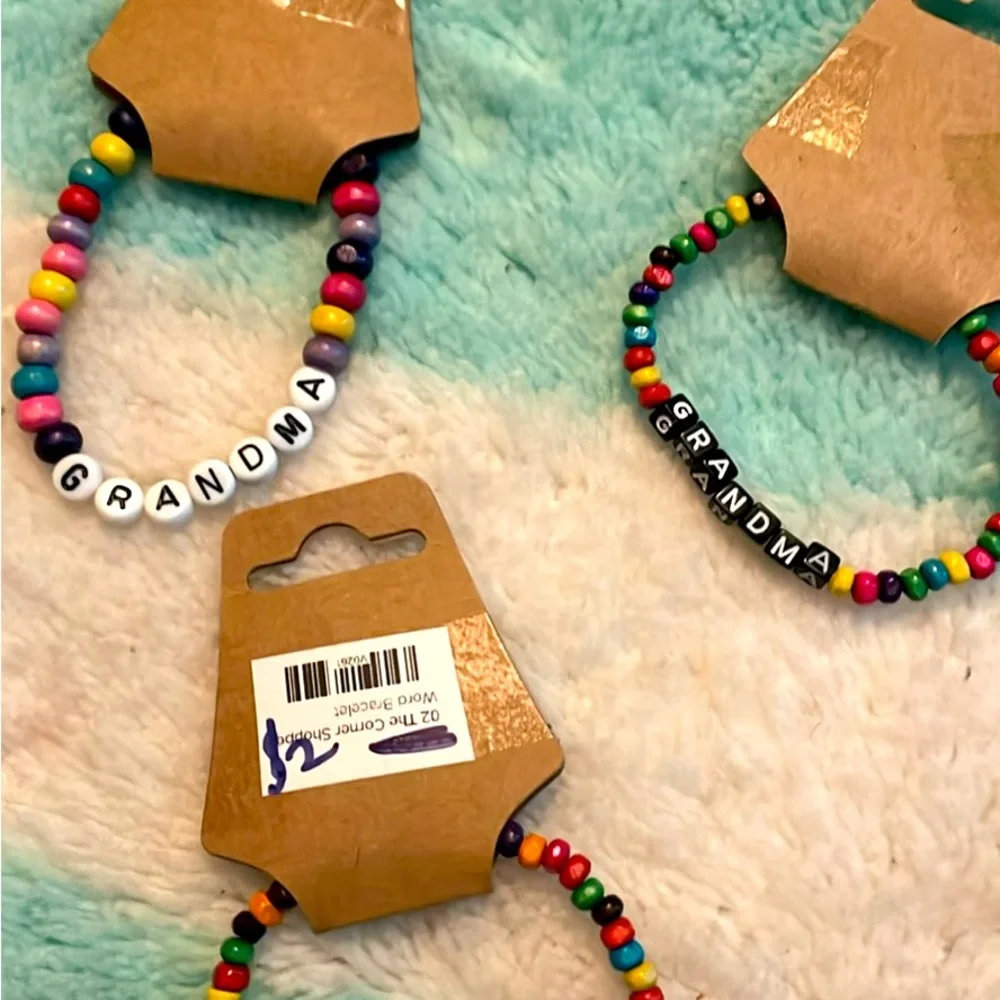 Bead bracelets - Picture 1 of 7